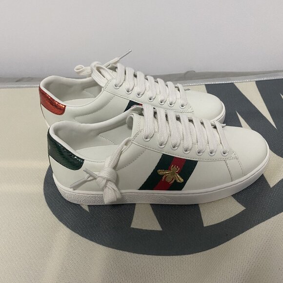 Gucci women's white sneakers shoes - Picture 1 of 4